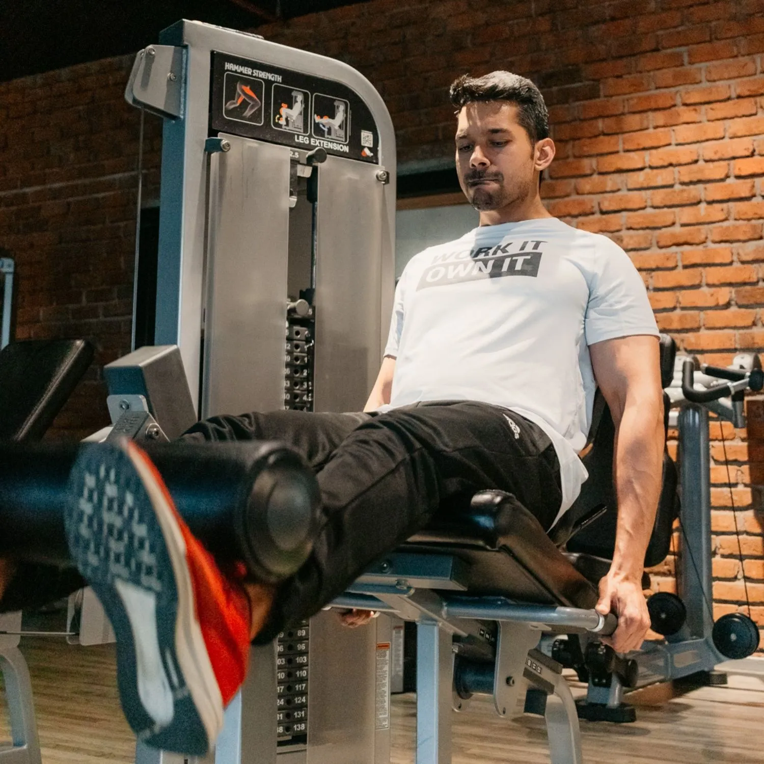Leg extension on the Hammer Strength machine